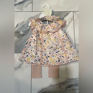 Matching outfit. *Tags* 6 months. Brand New tags. Top, leggings and matching bow